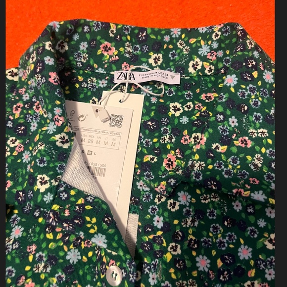 ara green with ditsy flowers long sleeves polo sweatshirt NWT - Picture 7 of 11